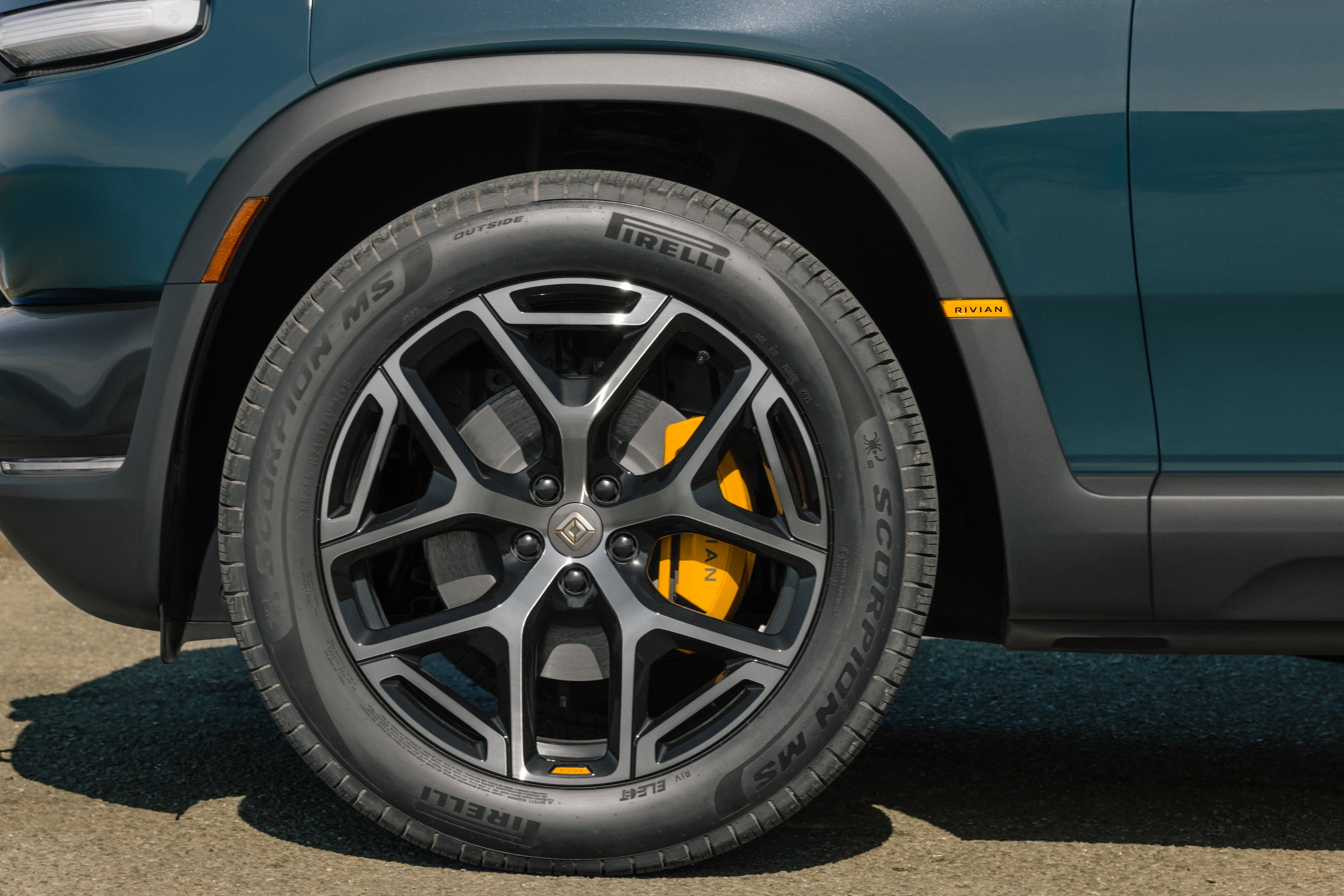 R2 21” Liquid Tungsten All-Season Wheel and Tire Set