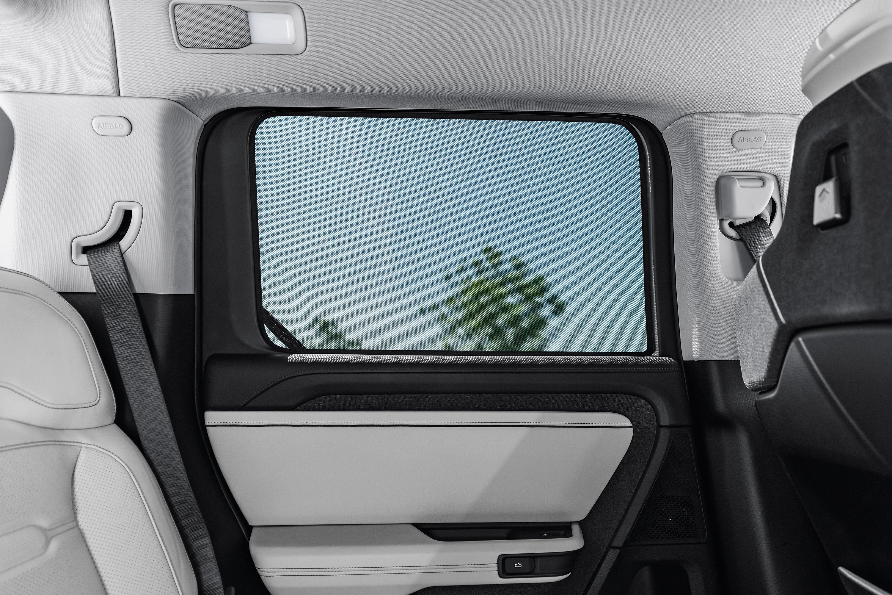 R2 Rear Sunshades