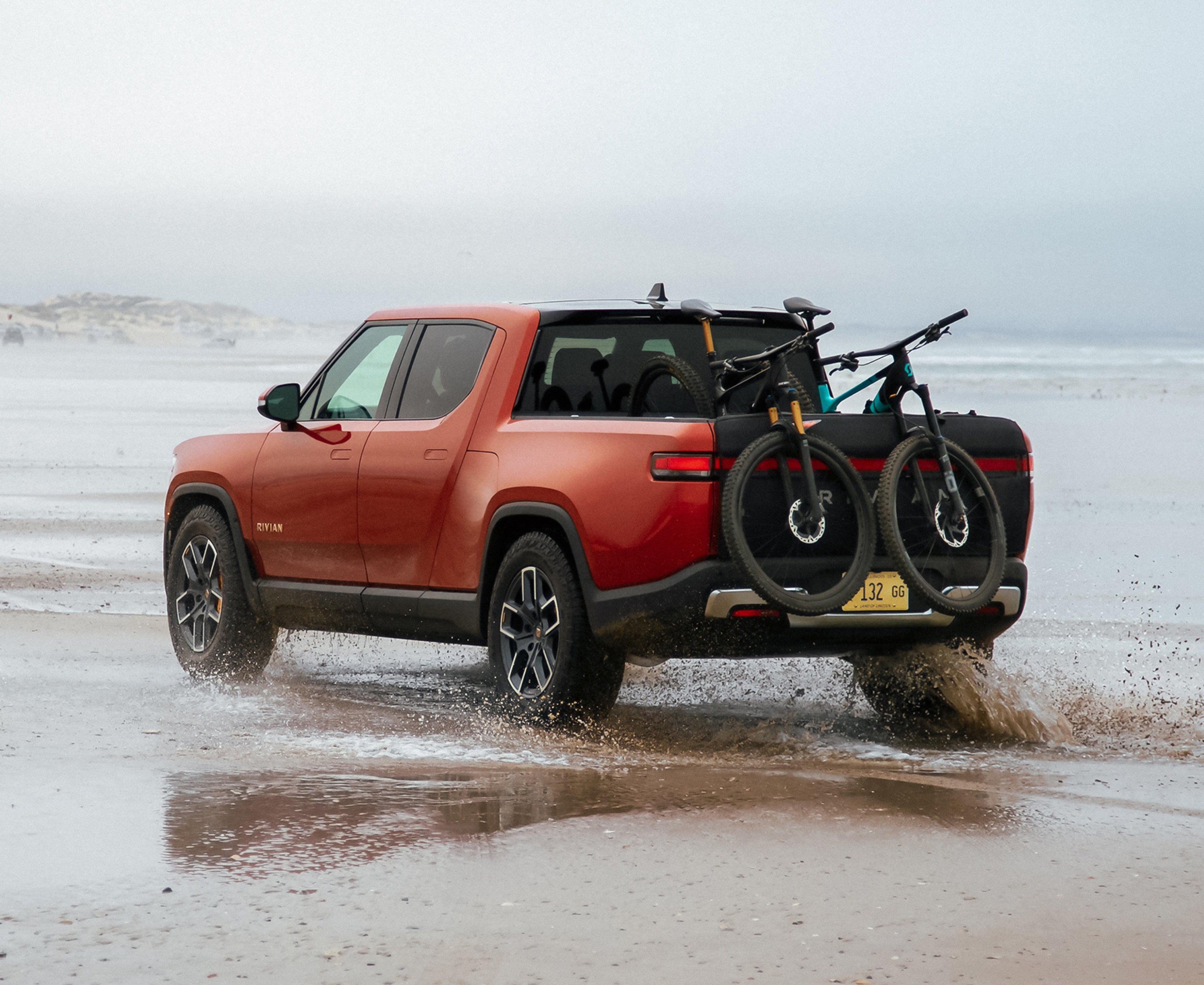 Rivian Tailgate Pad